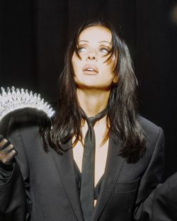 Pihlajan konserttikeikka lauantaina 16.8. klo 18 Harjutorilla
